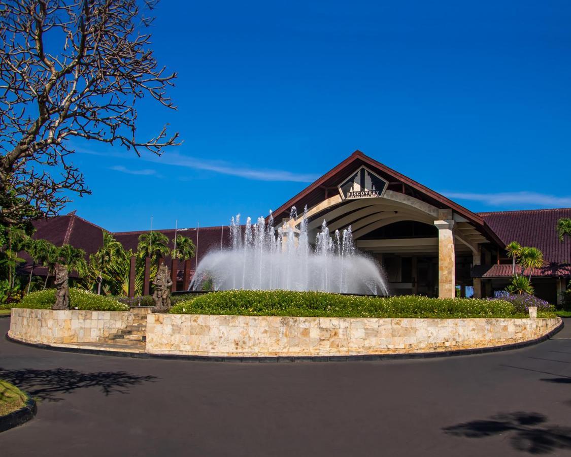 โรงแรมดิสคัฟเวอรี่ คาร์ติกา พลาซ่า กูตา ภายนอก รูปภาพ The entrance of the resort