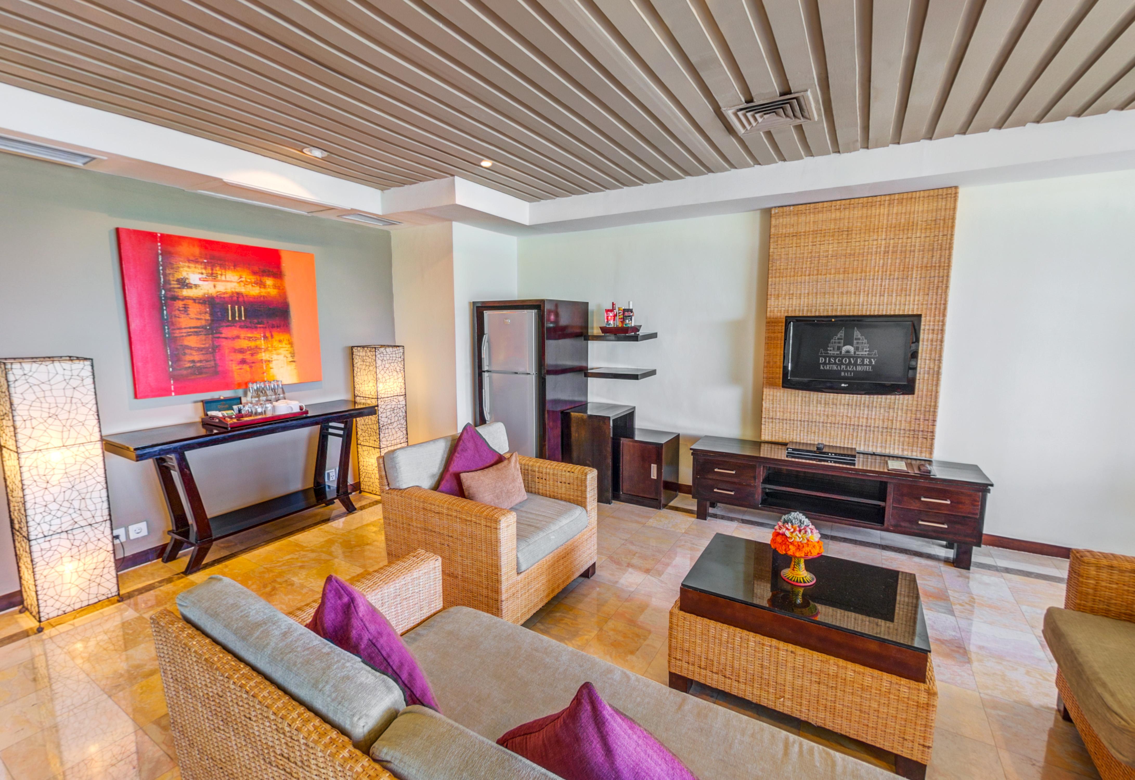 โรงแรมดิสคัฟเวอรี่ คาร์ติกา พลาซ่า กูตา ภายนอก รูปภาพ Living room