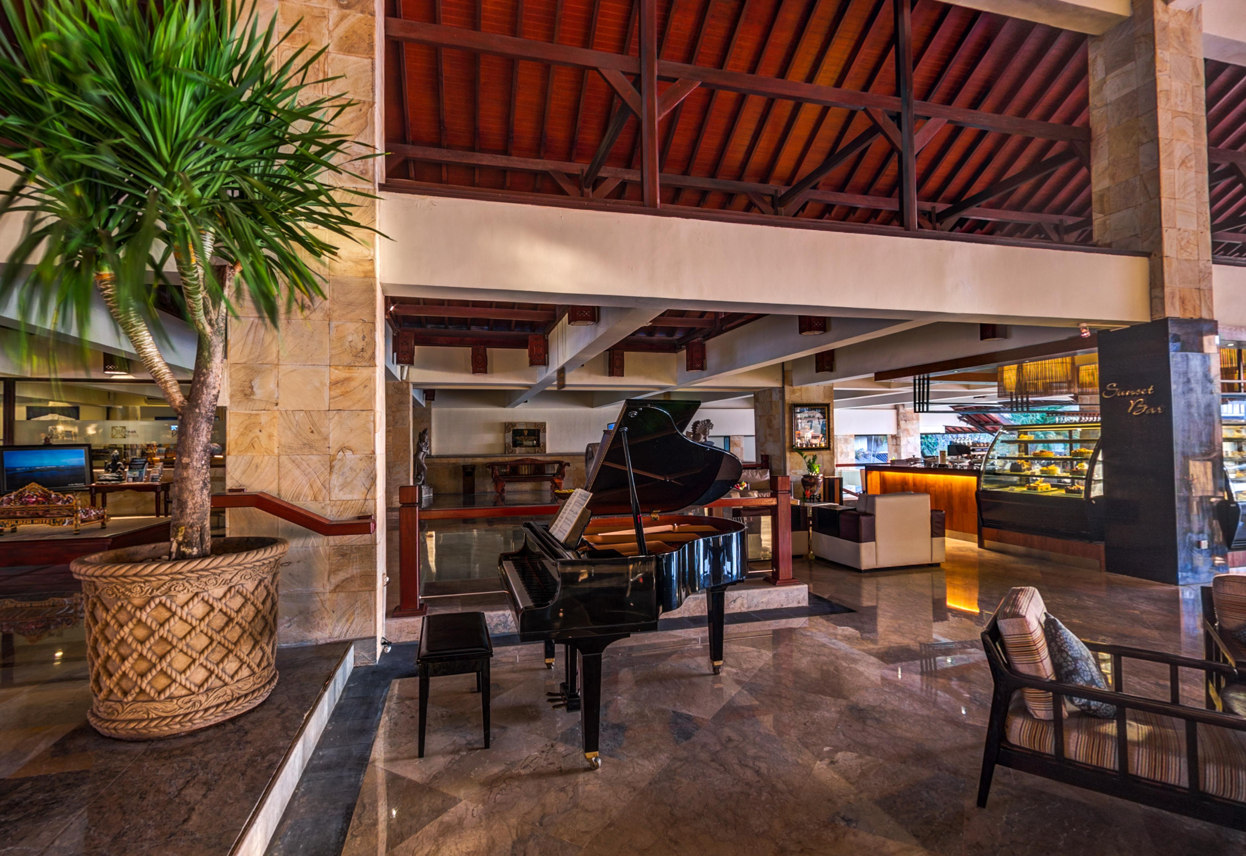 โรงแรมดิสคัฟเวอรี่ คาร์ติกา พลาซ่า กูตา ภายนอก รูปภาพ Lobby